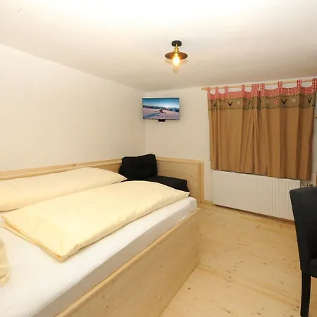 Unterellmau Holiday home *